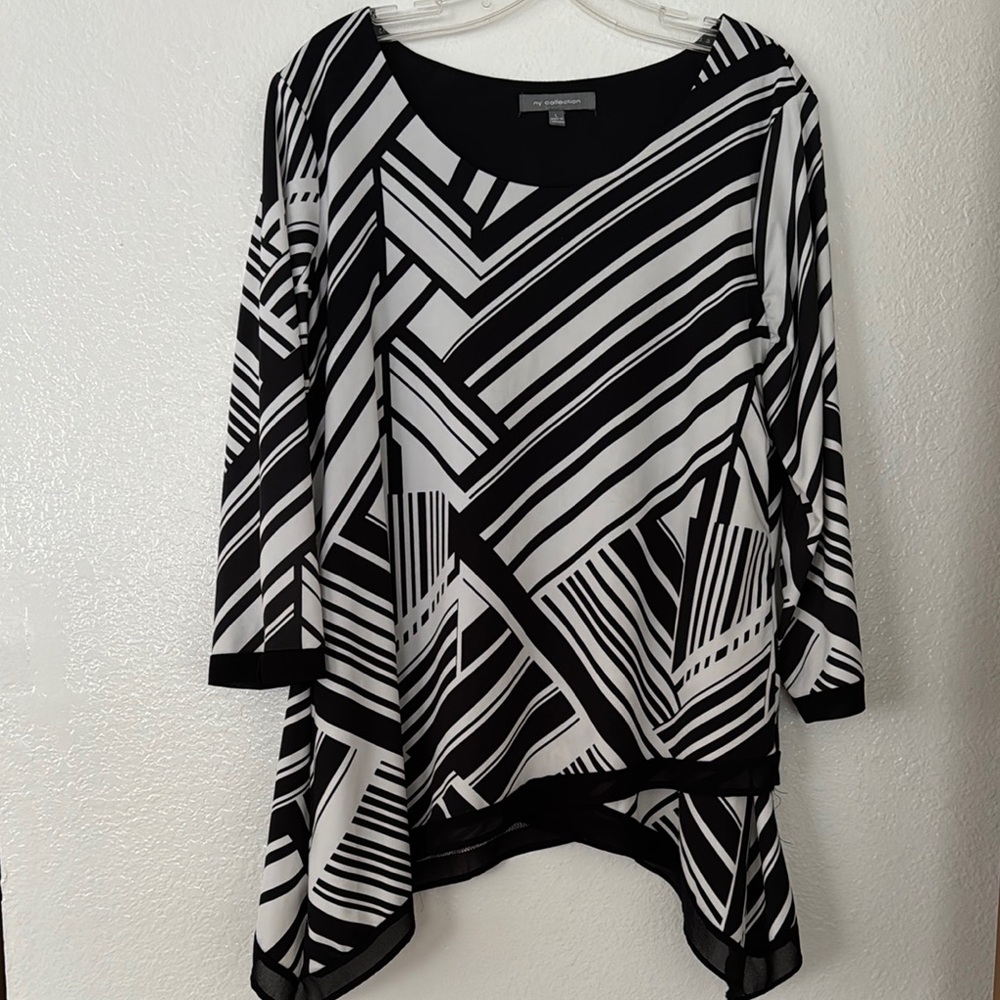 NY Collection Black and White Asymmetrical 3/4 Sleeve Tunic